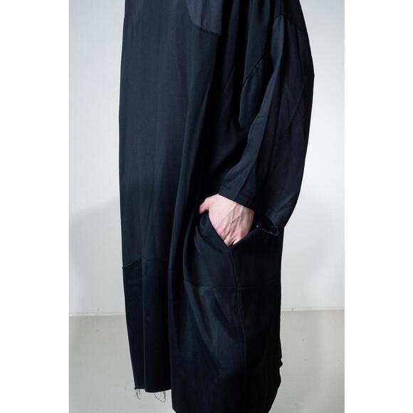 Maison Margiela Black Satin Sleeve Circle Pocket Dress - Picture 8 of 8